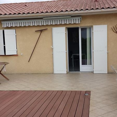 Studio Independant Dans Maison Individuelle Brax  Exterior photo